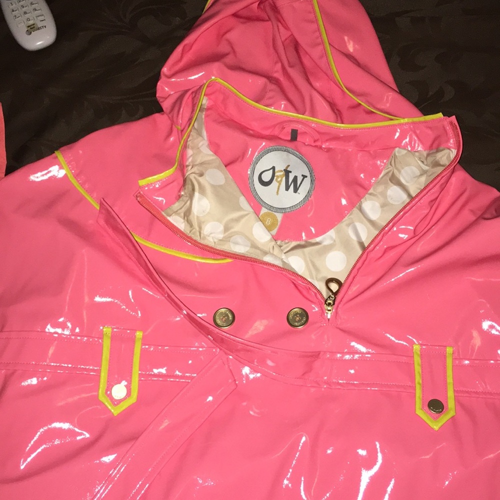 Cape raincoat